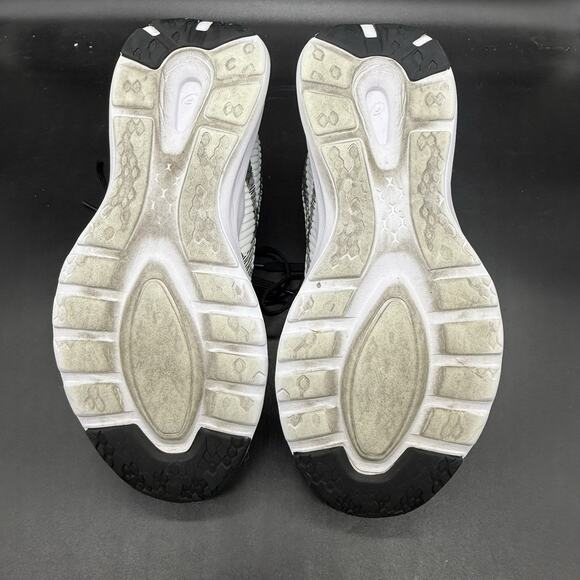 Asics Women’s Size 8 Versablast White & Black Athletic Running Shoes - Picture 7 of 7
